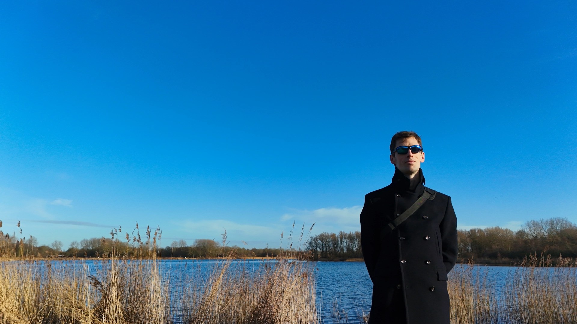 Self-portrait in front of the lake Zomerdel in Noord-Scharwoude.